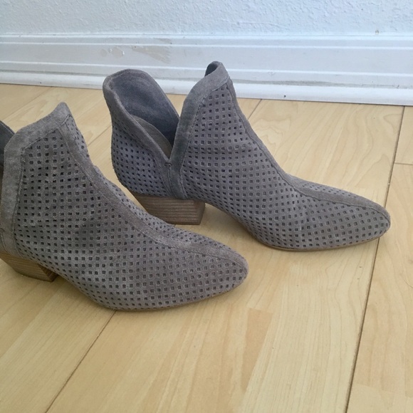 Splendid suede booties, size 7 1/2 - Picture 3 of 7